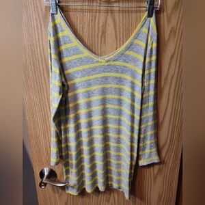 Striped Gray and Yellow V-Neck Top Cabi